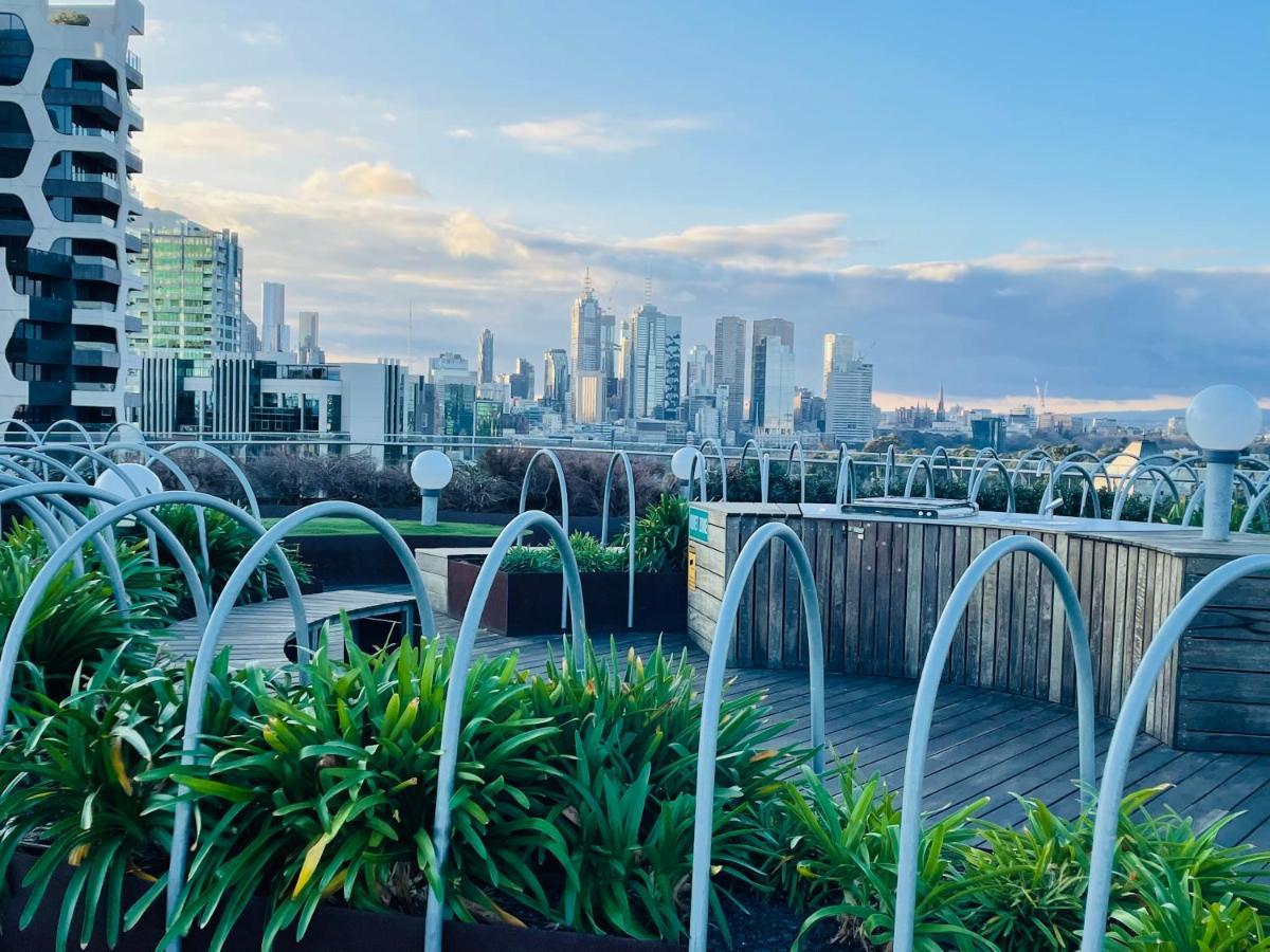 Cozy 1 Bed Apt & Spa,Free Parking ,Phenomena Views Melbourne Eksteriør bilde
