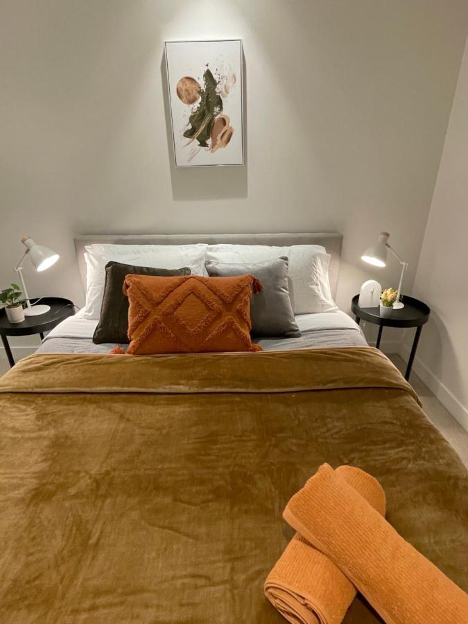 Cozy 1 Bed Apt & Spa,Free Parking ,Phenomena Views Melbourne Eksteriør bilde