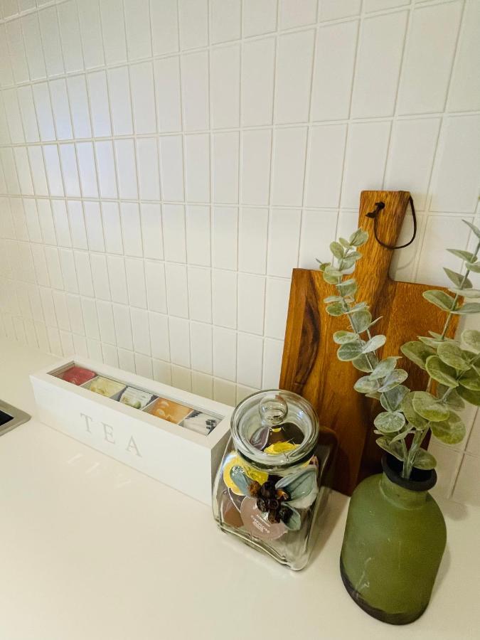 Cozy 1 Bed Apt & Spa,Free Parking ,Phenomena Views Melbourne Eksteriør bilde